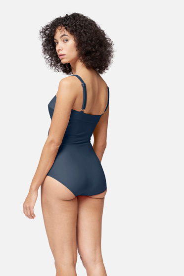 Nathalie Schweizer Bademode