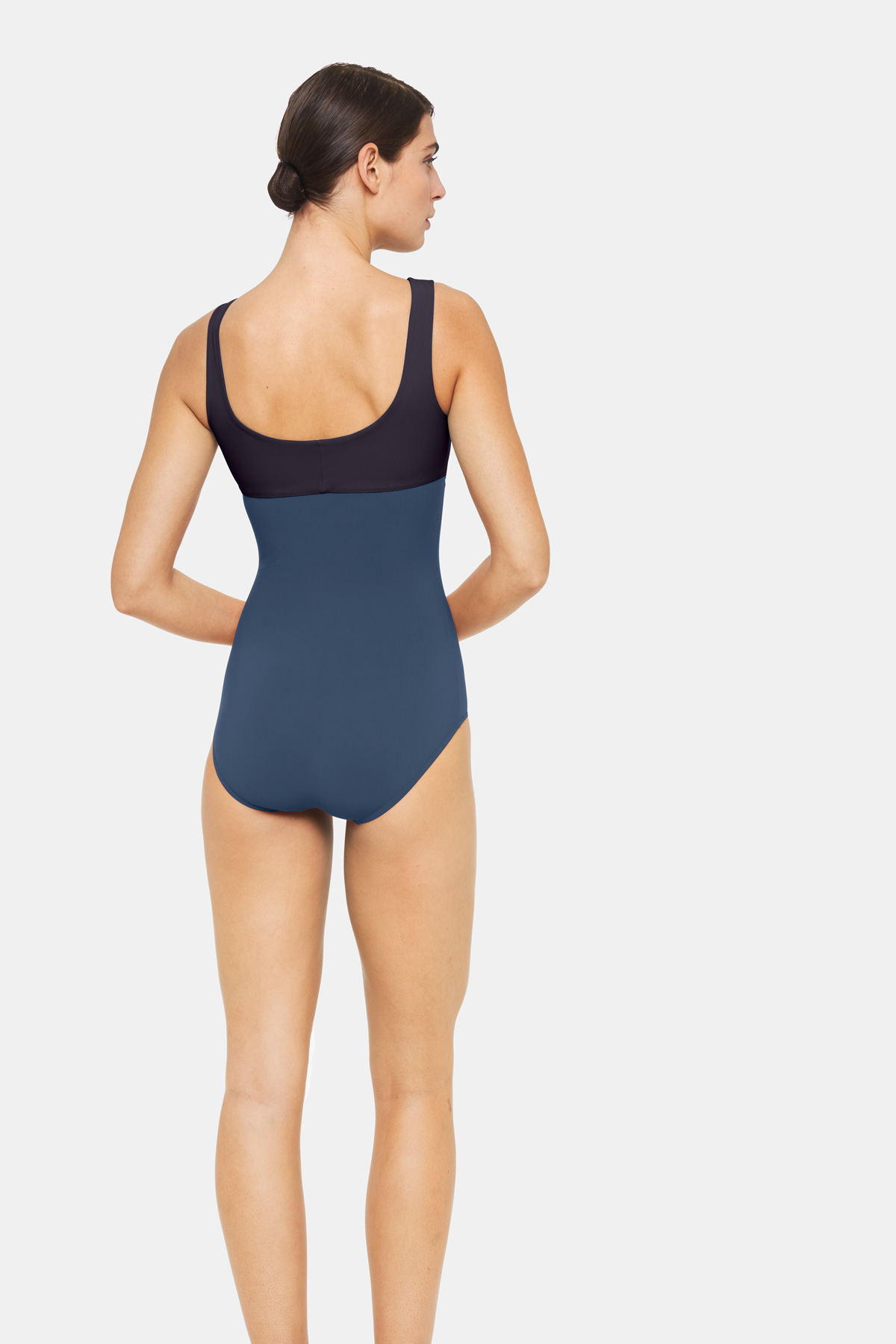 Nathalie Schweizer Bademode